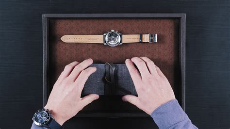 how to use breitling travel pouch|Breitling watch strap positioning.